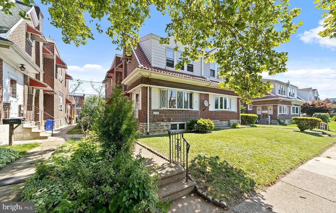 2329 Rhawn St, Philadelphia, PA 19152 photo