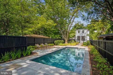 Single Family Residence in Washington DC 3418 Reservoir ROAD.jpg