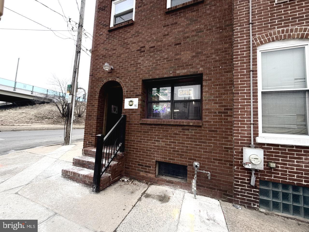837 W 4th St, Wilmington, DE 19801 photo