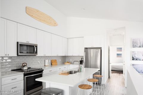 Townhouse in Carolina Beach NC 617 Sumter Avenue #Unit 1 6.jpg