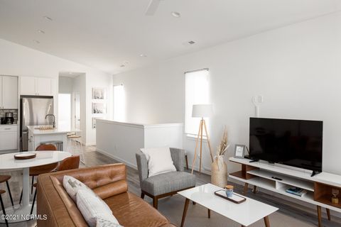 Townhouse in Carolina Beach NC 617 Sumter Avenue #Unit 1 19.jpg