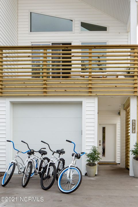 Townhouse in Carolina Beach NC 617 Sumter Avenue #Unit 1 10.jpg