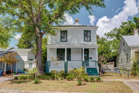 Single Family Residence in Wilmington NC 305 Mcrae Street.jpg