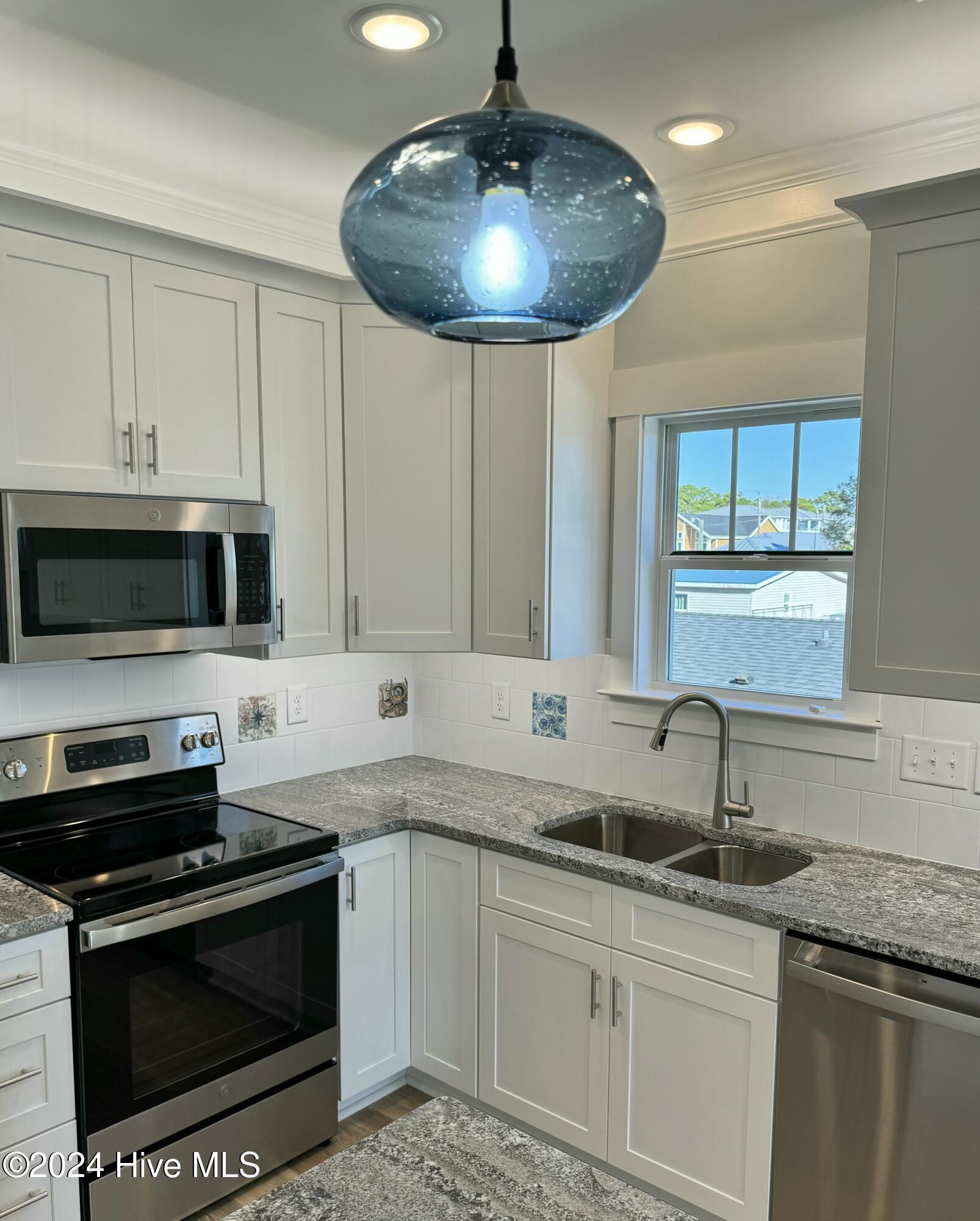 Townhouse in Carolina Beach NC 1614 Pinfish Lane #Unit 1 21.jpg