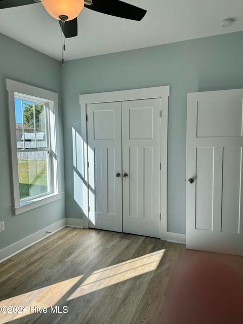 Townhouse in Carolina Beach NC 1614 Pinfish Lane #Unit 1 15.jpg