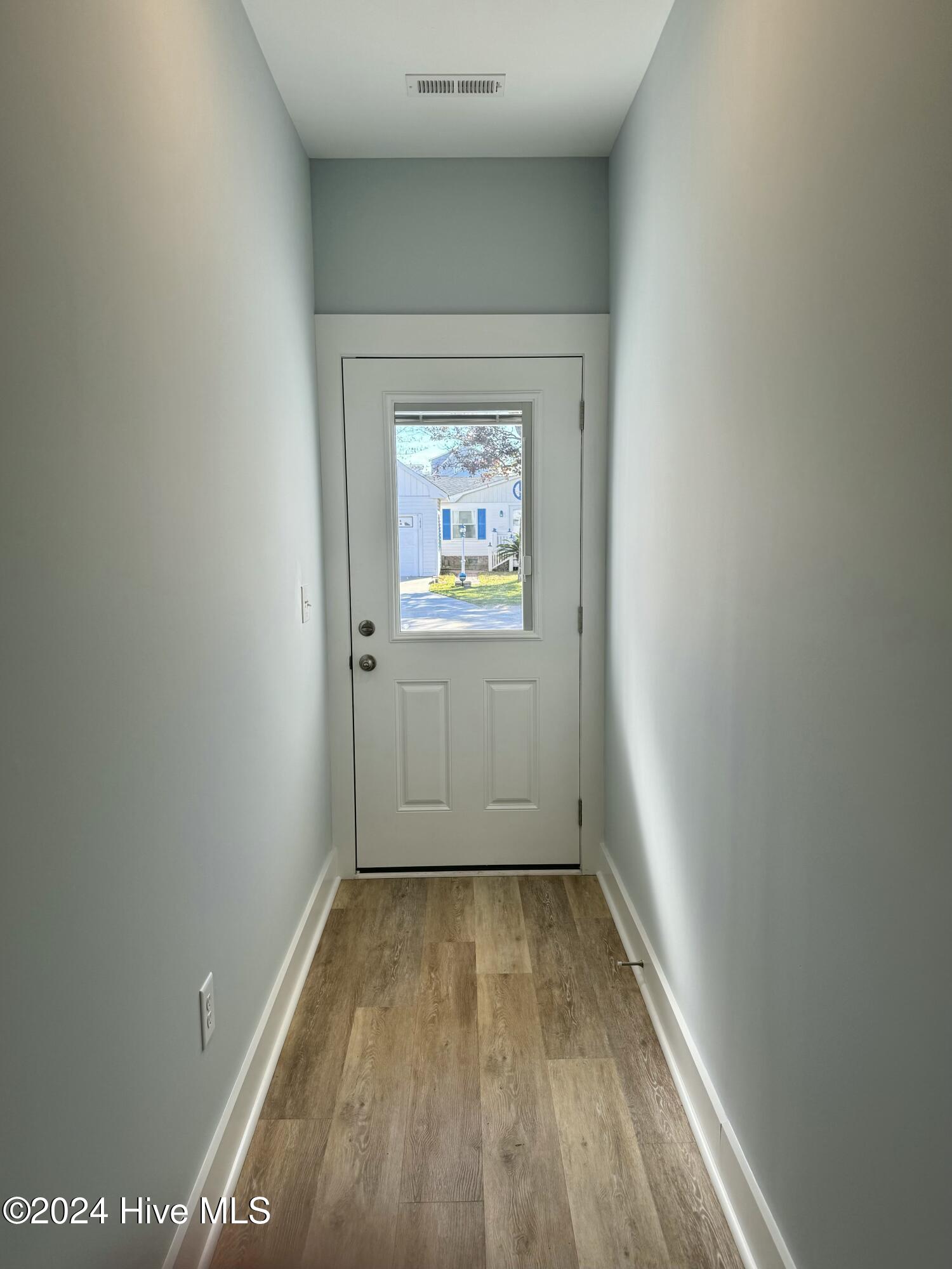Townhouse in Carolina Beach NC 1614 Pinfish Lane #Unit 1 7.jpg