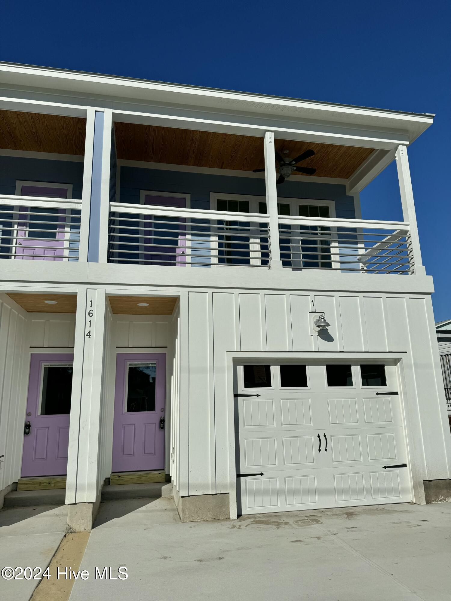 Townhouse in Carolina Beach NC 1614 Pinfish Lane #Unit 1 1.jpg