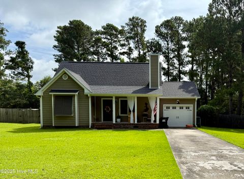 Single Family Residence in Swansboro NC 117 Foster Creek Court.jpg