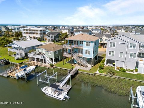Single Family Residence in Holden Beach NC 130 Raleigh Street 13.jpg