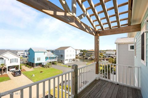 Single Family Residence in Holden Beach NC 130 Raleigh Street 45.jpg