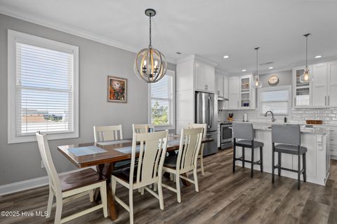 Single Family Residence in Holden Beach NC 130 Raleigh Street 31.jpg