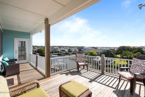 Single Family Residence in Holden Beach NC 130 Raleigh Street 43.jpg