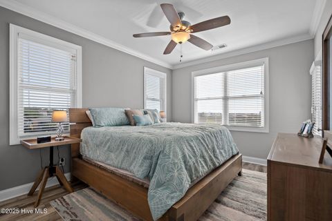 Single Family Residence in Holden Beach NC 130 Raleigh Street 21.jpg