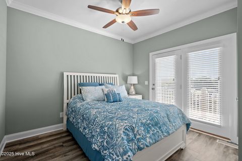 Single Family Residence in Holden Beach NC 130 Raleigh Street 52.jpg