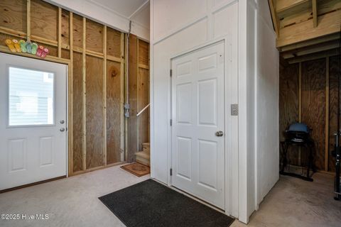 Single Family Residence in Holden Beach NC 130 Raleigh Street 63.jpg