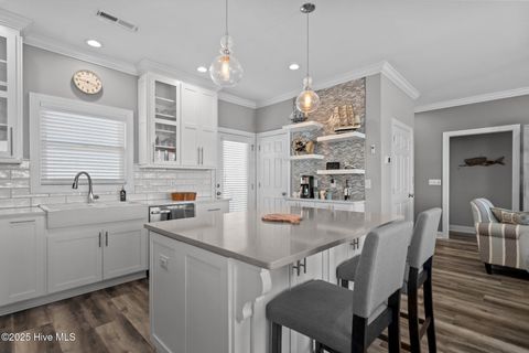 Single Family Residence in Holden Beach NC 130 Raleigh Street 36.jpg