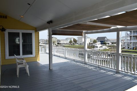 Single Family Residence in Holden Beach NC 188 Greensboro Street 23.jpg