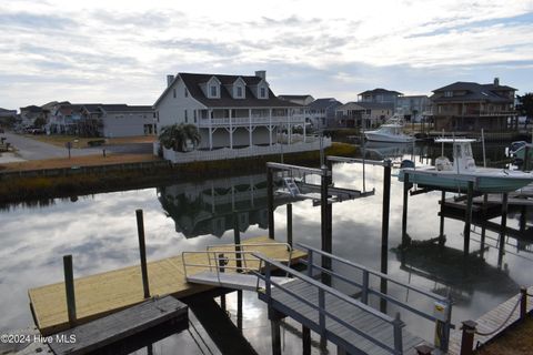 Single Family Residence in Holden Beach NC 188 Greensboro Street 5.jpg