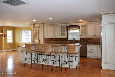 Single Family Residence in Holden Beach NC 188 Greensboro Street 8.jpg