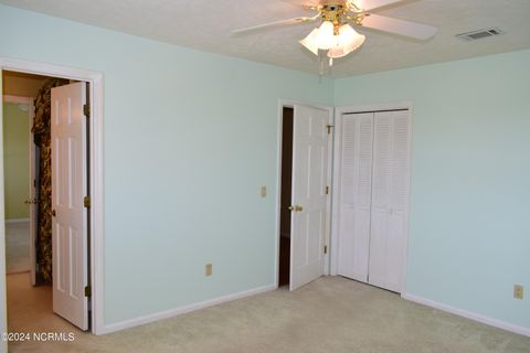 Single Family Residence in Holden Beach NC 188 Greensboro Street 28.jpg