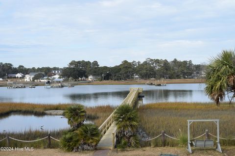 Single Family Residence in Holden Beach NC 188 Greensboro Street 2.jpg