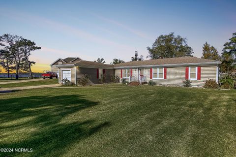 Single Family Residence in Currituck NC 108 Wood Duck Drive.jpg