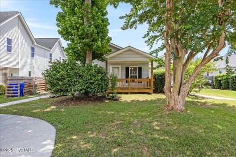 Single Family Residence in Carolina Beach NC 805 Sixth Street #1.jpg