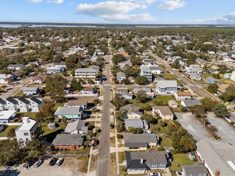 Single Family Residence in Carolina Beach NC 208 Hamlet Avenue 44.jpg