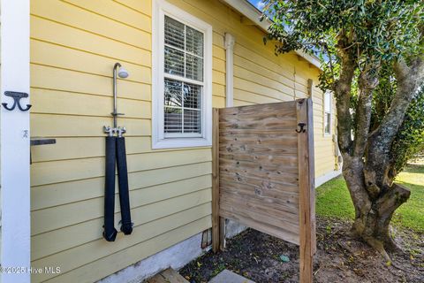 Single Family Residence in Carolina Beach NC 208 Hamlet Avenue 38.jpg
