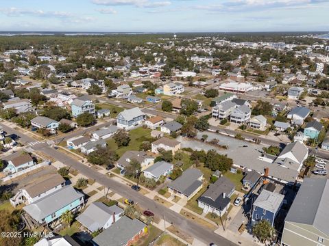Single Family Residence in Carolina Beach NC 208 Hamlet Avenue 43.jpg