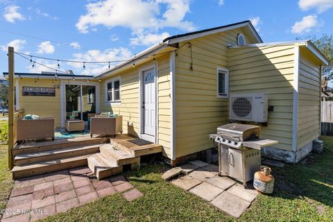 Single Family Residence in Carolina Beach NC 208 Hamlet Avenue 36.jpg