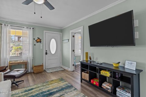 Single Family Residence in Carolina Beach NC 208 Hamlet Avenue 12.jpg