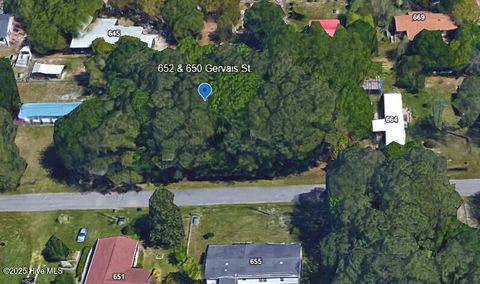 in Bolivia NC 652 & 660 Gervais Street.jpg