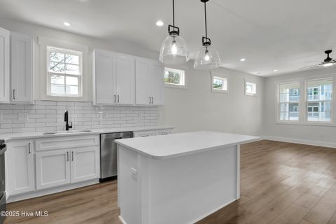 Townhouse in Carolina Beach NC 1205 Mackerel Lane #2 30.jpg