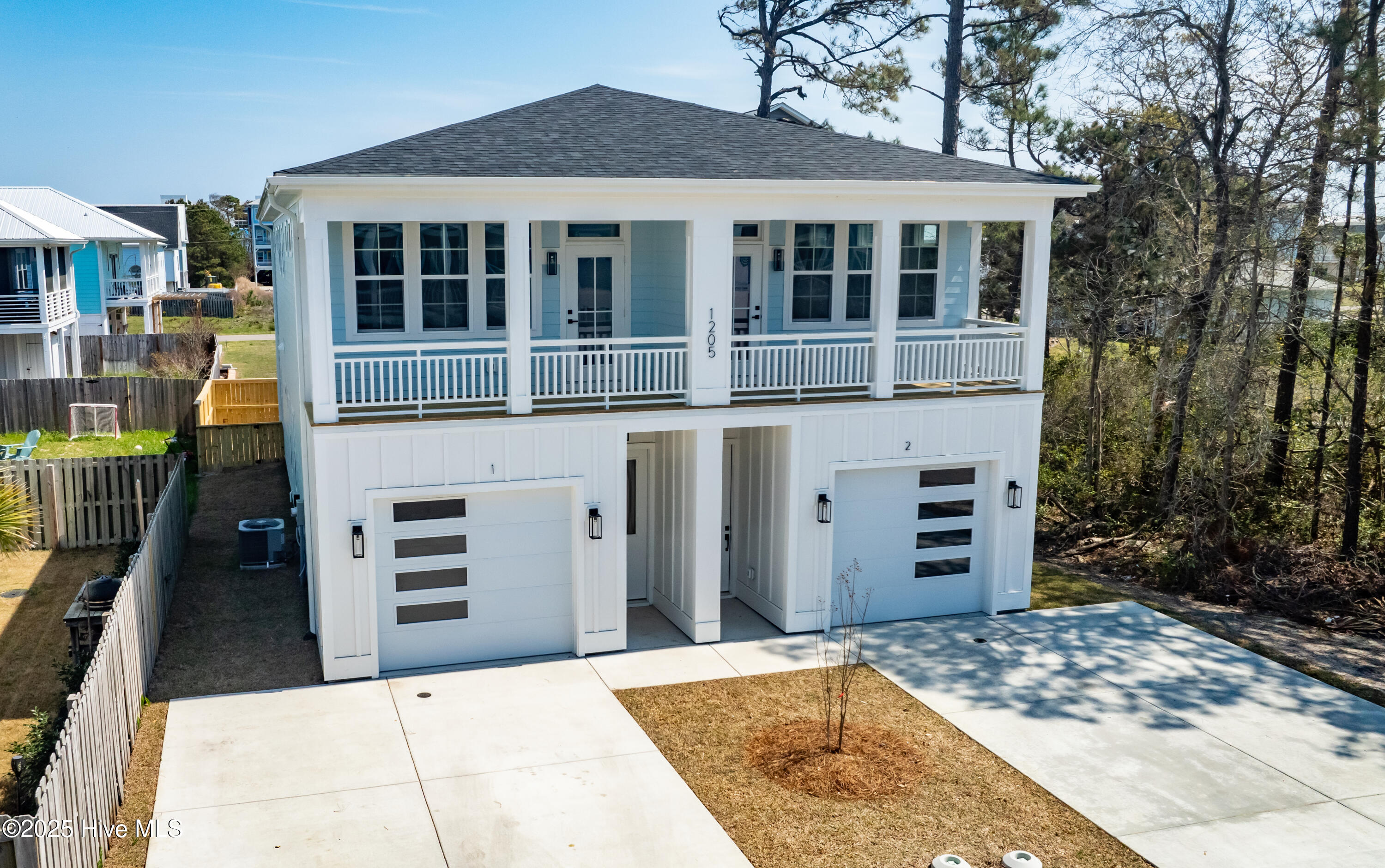 Townhouse in Carolina Beach NC 1205 Mackerel Lane #2 2.jpg