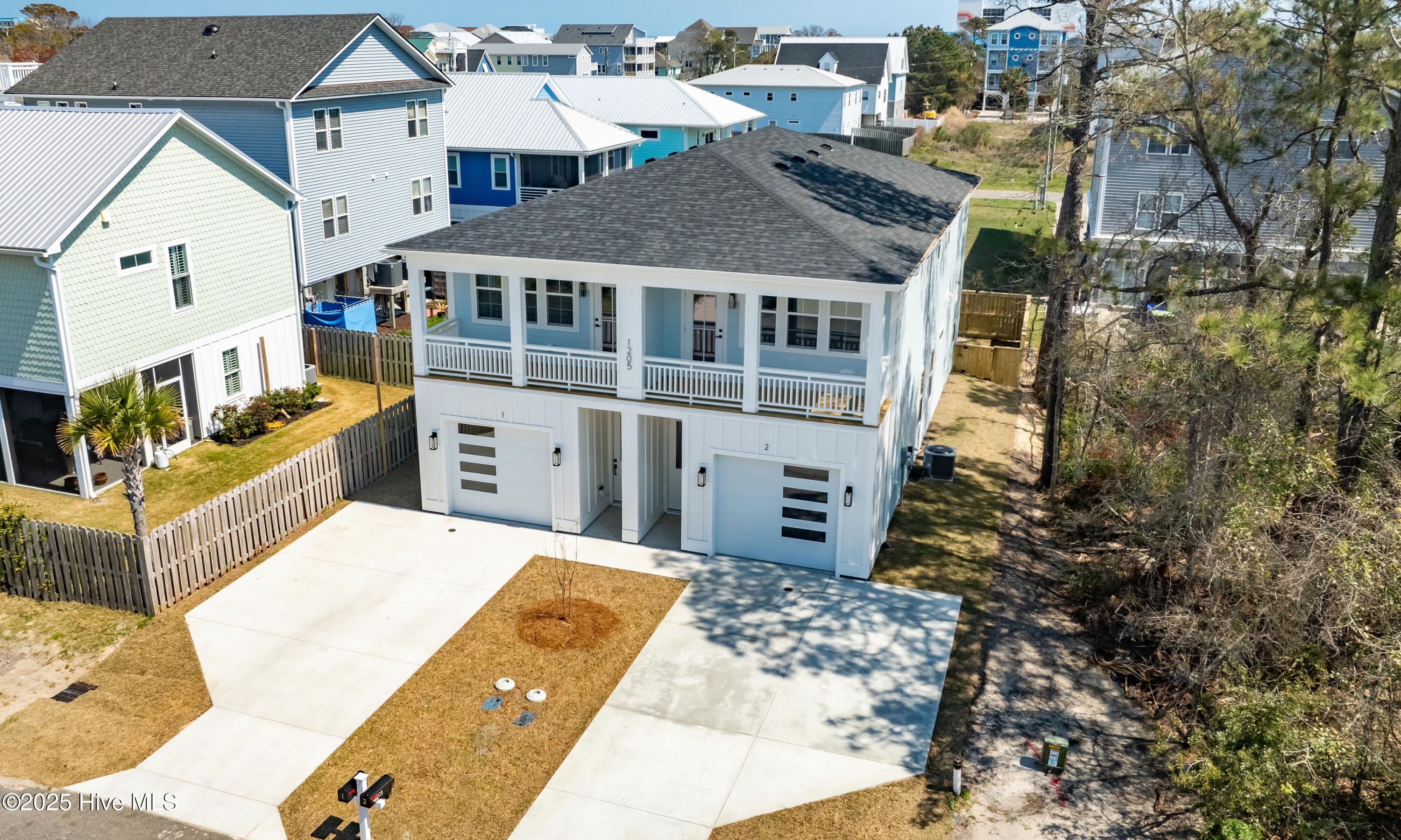 Townhouse in Carolina Beach NC 1205 Mackerel Lane #2 4.jpg