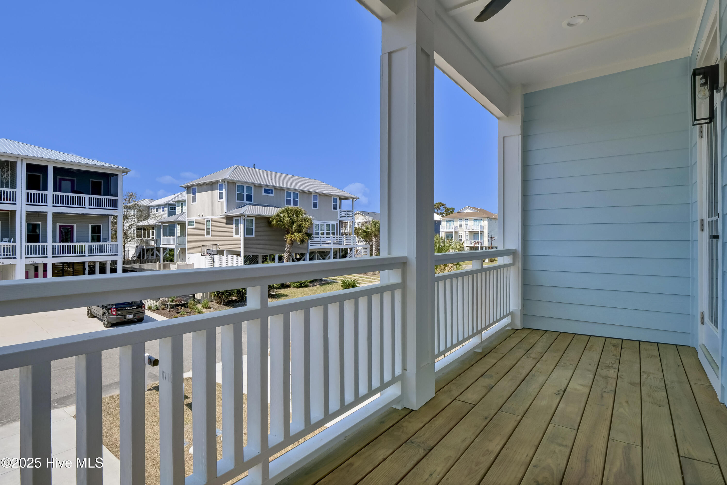 Townhouse in Carolina Beach NC 1205 Mackerel Lane #2 39.jpg