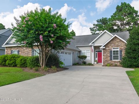 Single Family Residence in Wilmington NC 7065 Forest Bend Lane.jpg