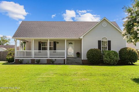 Single Family Residence in Castle Hayne NC 2828 Berry Patch Court.jpg