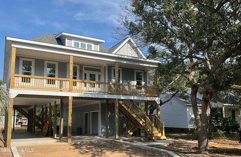 Single Family Residence in Oak Island NC 210 NE 42nd Street.jpg