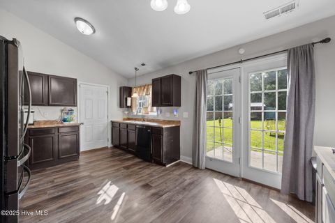Single Family Residence in Maysville NC 461 Springhill Road 16.jpg