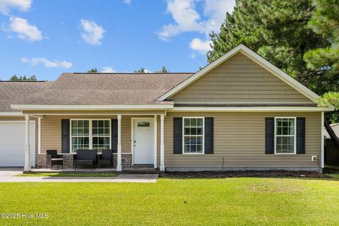Single Family Residence in Maysville NC 461 Springhill Road 2.jpg