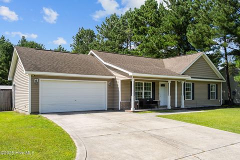 Single Family Residence in Maysville NC 461 Springhill Road 1.jpg