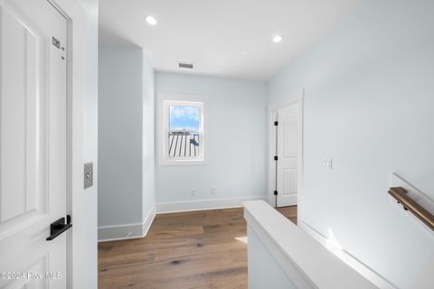 Single Family Residence in Carolina Beach NC 1405 Pinfish Lane 29.jpg
