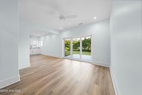 Single Family Residence in Carolina Beach NC 1405 Pinfish Lane 55.jpg