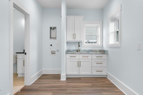 Single Family Residence in Carolina Beach NC 1405 Pinfish Lane 59.jpg