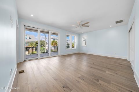 Single Family Residence in Carolina Beach NC 1405 Pinfish Lane 40.jpg