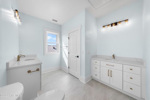 Single Family Residence in Carolina Beach NC 1405 Pinfish Lane 38.jpg