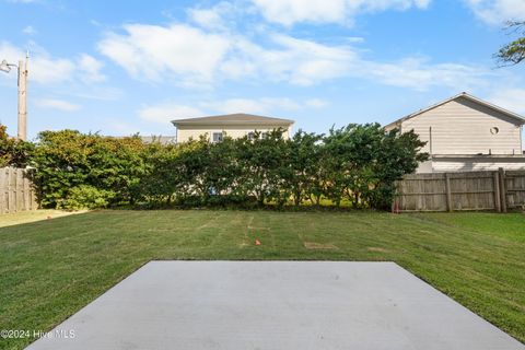Single Family Residence in Carolina Beach NC 1405 Pinfish Lane 56.jpg