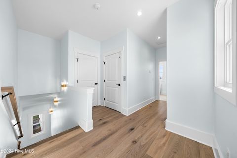 Single Family Residence in Carolina Beach NC 1405 Pinfish Lane 34.jpg